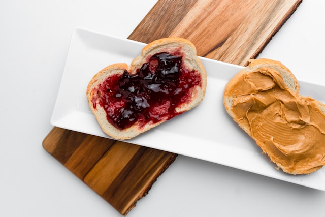 Peanut butter and Jelly Sandwich